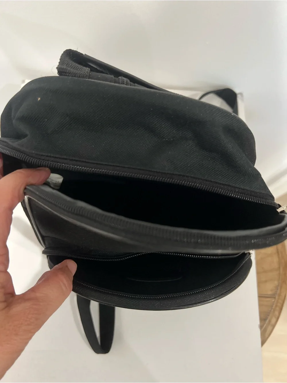 New Vincell Backpack Mini Black Lightweight Travel Carry On Bag Approx 10